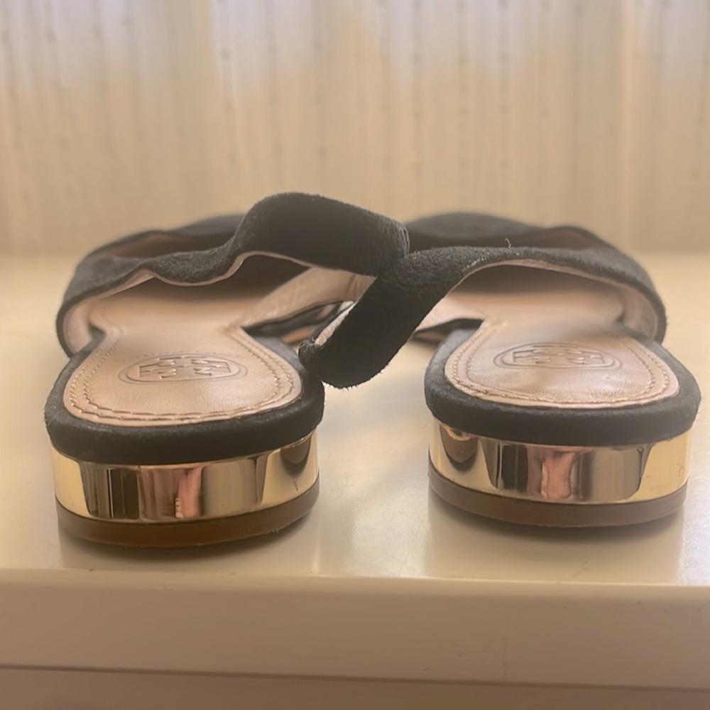 Tory Burch suede pointed toe flats - Picture 8 of 9